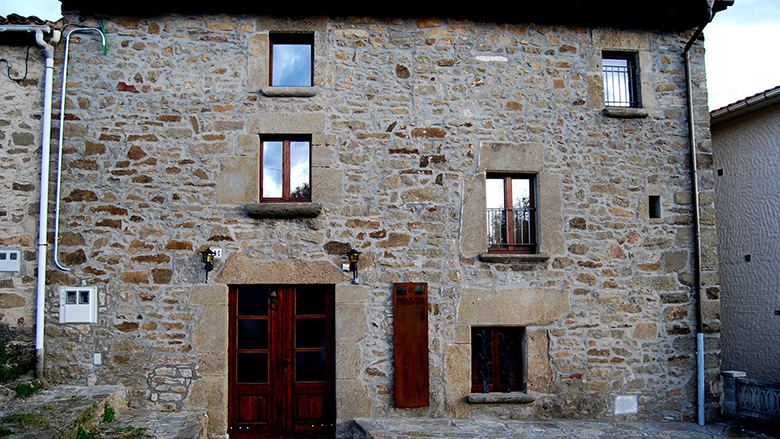 Casa rural restaurada